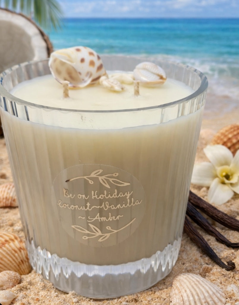 Be On Holiday - Coconut • Vanilla • Amber Soy Candle 32cl